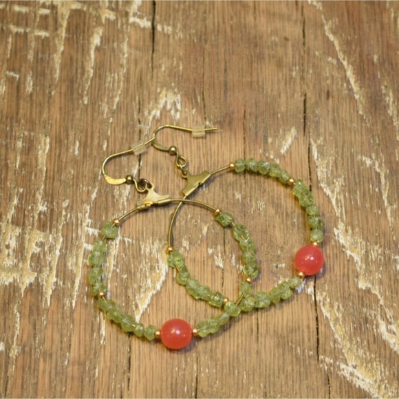 Peridot & Agate Gemstone Vintage Brass Hoop Earrings Boxed - Picture 2 of 2